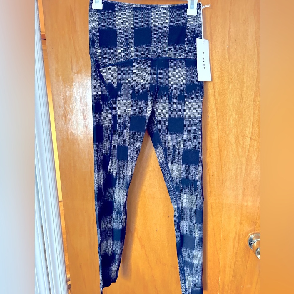 NWT Varley Meadow legging in French blue!